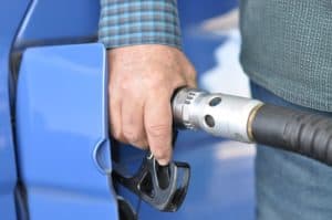 ניתן לבצע התקנה של דלקן אוניברסלי ולהנות ממחירו גם בפנייה אל חברות הדלק ותחנות הדלק בעצמן